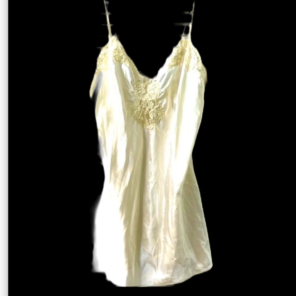 Victoria’s Secret Nightie